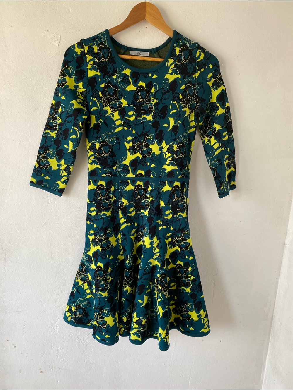 Zac Posen Teal and Yellow Knit Top